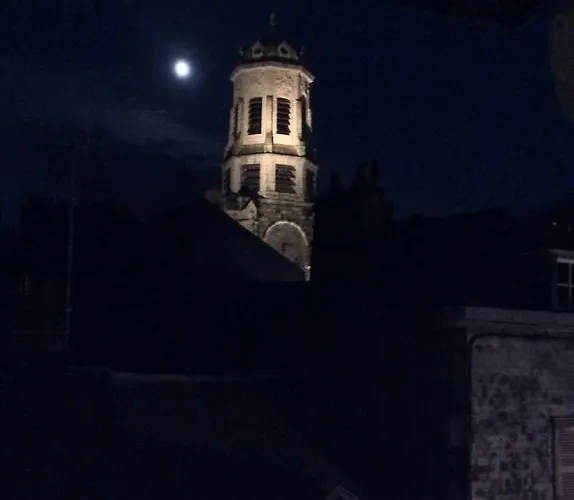 巴黎圣母院公寓 * 翁弗勒尔